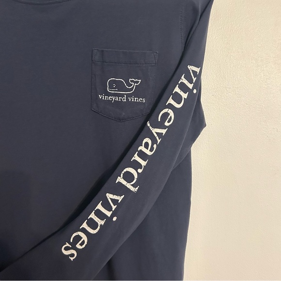 Vineyard Vines Tops - Vineyard Vines Women’s Blue Long Sleeve T-Shirt Size XS 100% Cotton Whale